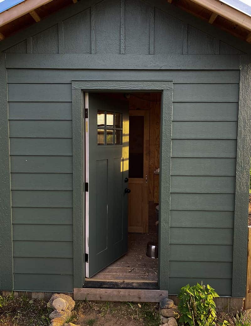 How to Build the best Chicken coop for backyard chickens - Large Custom Coop Design