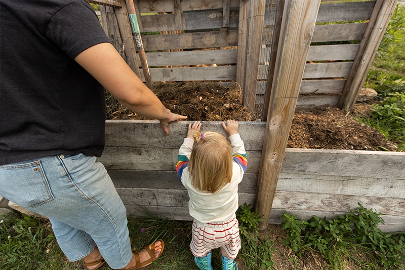 Changing height of compost bin for pile