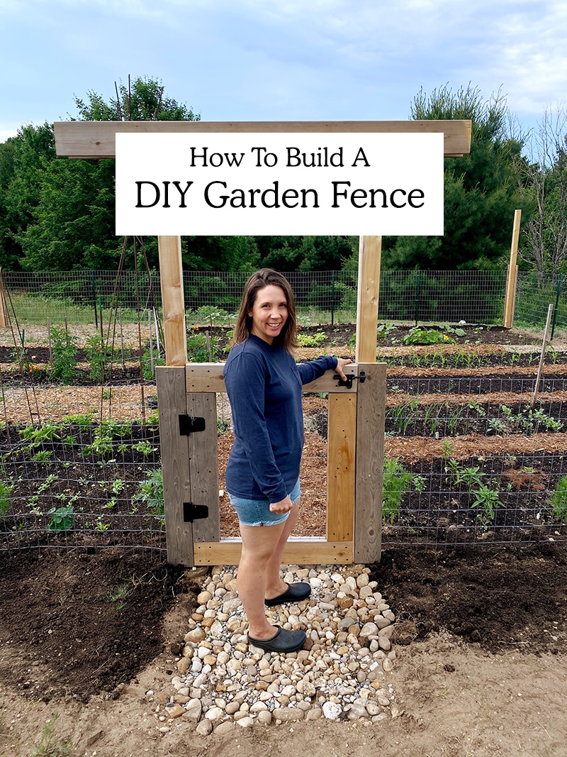 hur man bygger en DIY trädgård staket överkomligt som kommer att hålla rådjur ur din trädgård. 