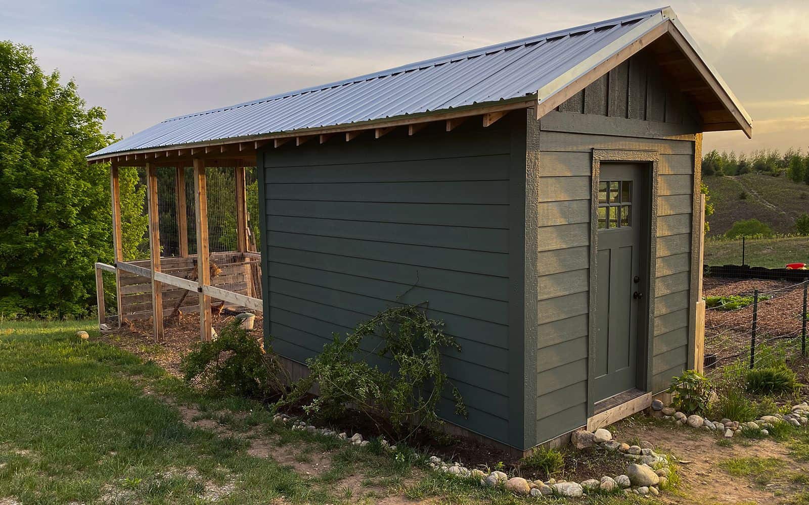 20 Chic Chicken Coop Décor Ideas